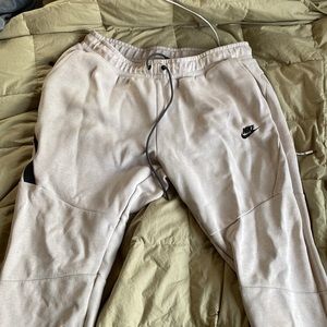 Nike tech sweats